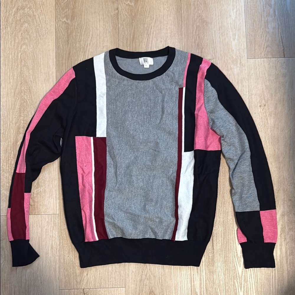 Color, black crewneck sweater